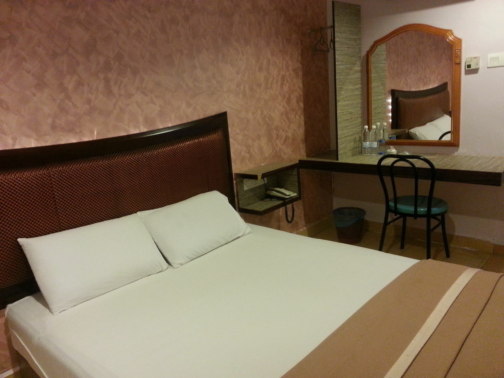Hotel Times Inn Batu Caves Kepong Extérieur photo